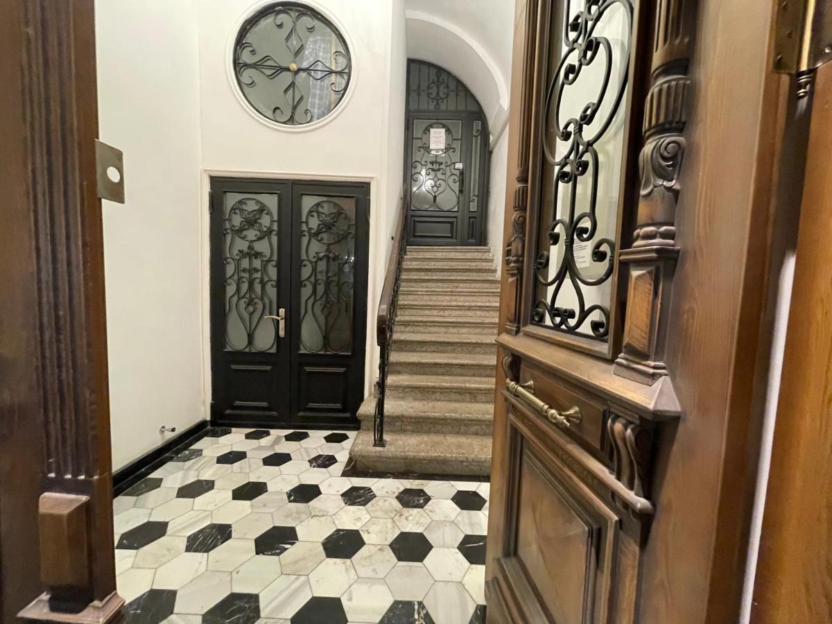 Fountain Square-Balconies In Old Town Apartment Baku Exterior foto